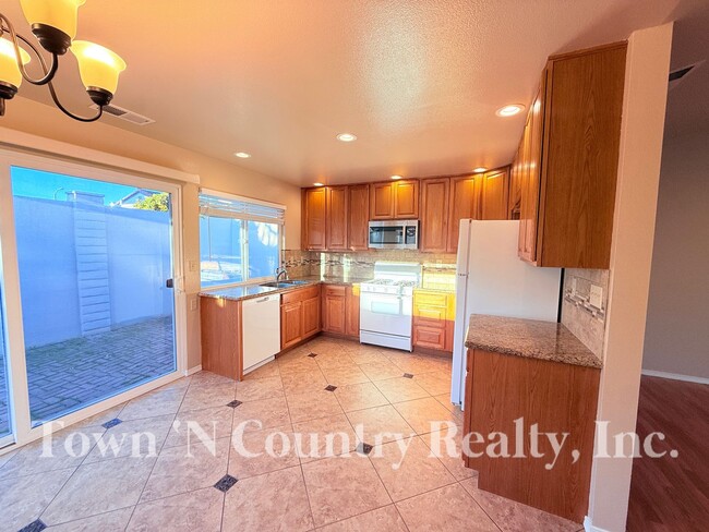 Photo - 1720 Cherokee Dr Unit Main House