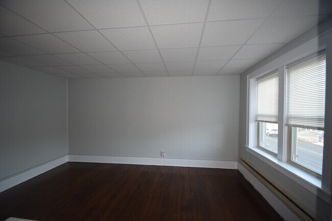 Photo - 193 Merchants Rd Unit 4