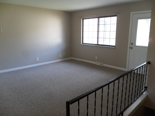 Photo - 5526 Humbert Rd
