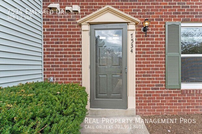 Photo - 7534 Emerald Dr