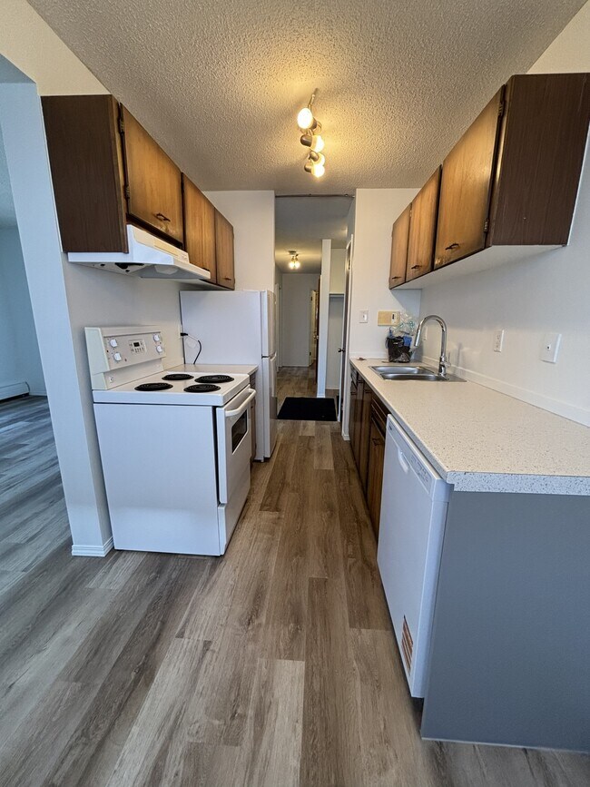 Photo - 3607 118 Ave NW Unit 304