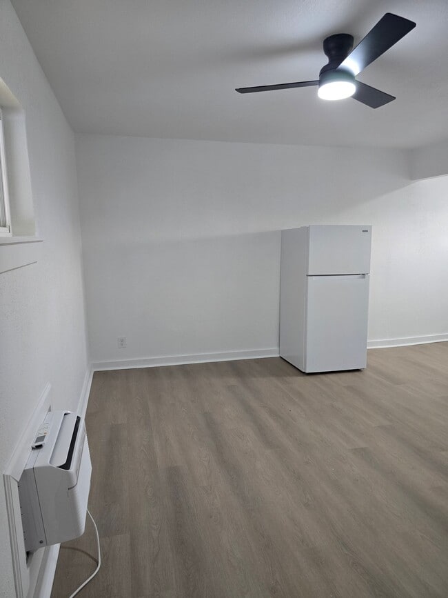 Photo - 301 E Main St Unit 12
