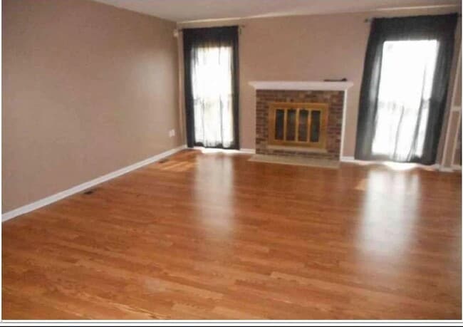 Photo - 49760 Potomac Ct