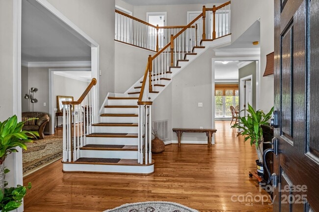 Photo - 12428 Willingdon Rd