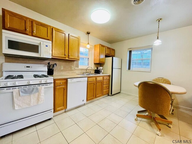 Photo - 913 Old Scalp Ave