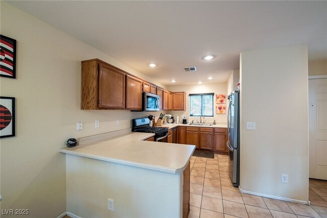 Photo - 5283 Broadlake Ln