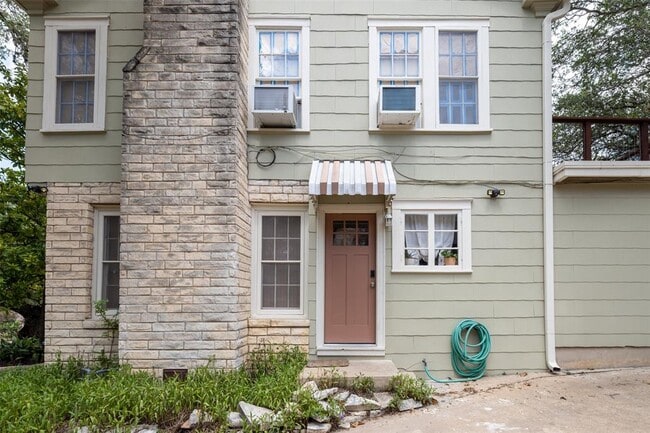 Photo - 4811 Shoalwood Ave