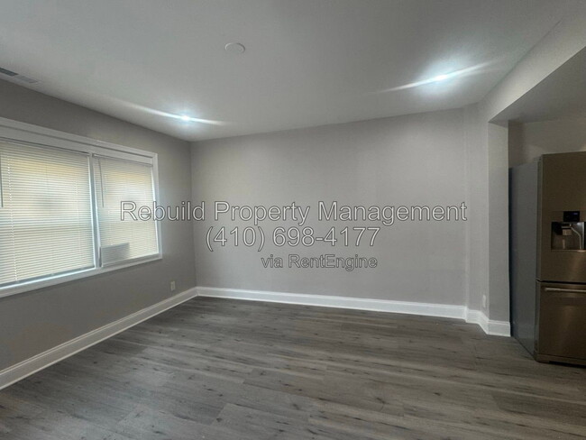 Photo - 2841 Oakford Ave