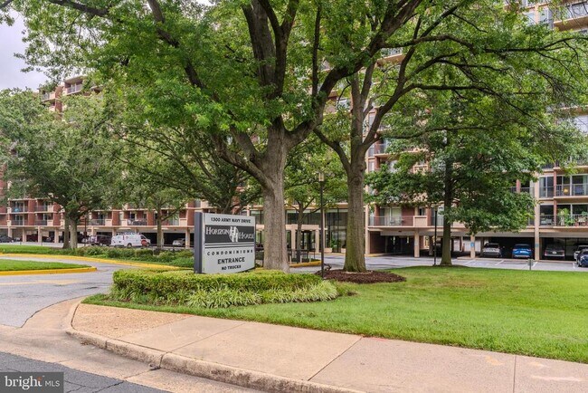 Photo - 1300 Army Navy Dr Apartment Unit 118