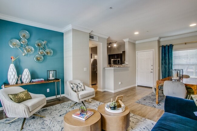 Building Photo - Spring Special Just Dropped Unit EXH