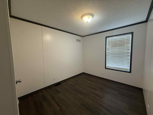 Photo - 1236 N Oaklane Rd