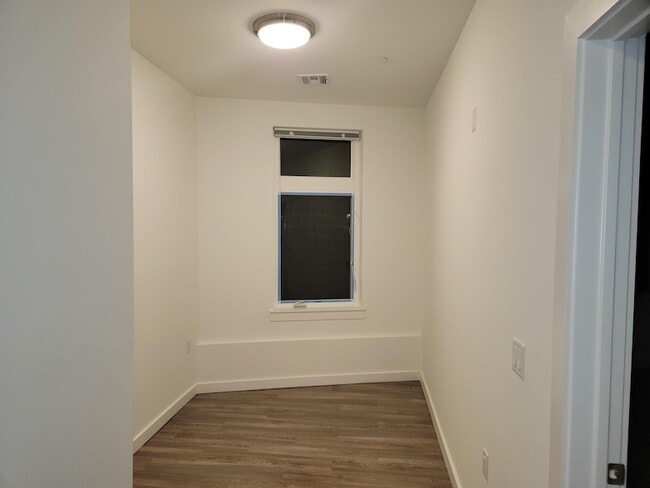 Photo - 61 Virginia Ave Unit 203