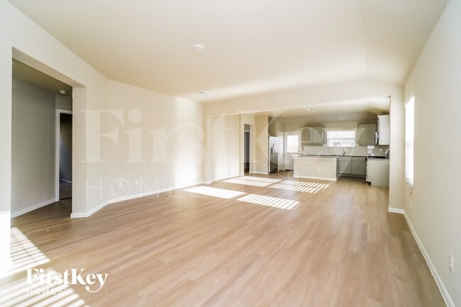 Photo - 13010 Thyme Wy