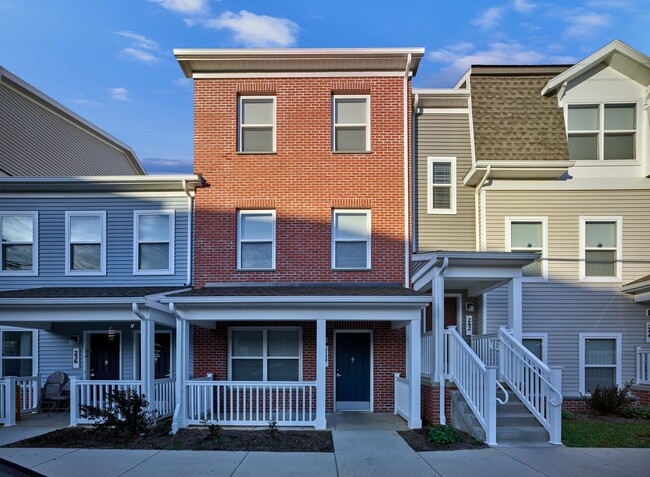 Photo - State Street Crossing