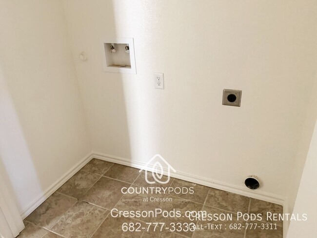 Photo - 9152 Putteet Rd