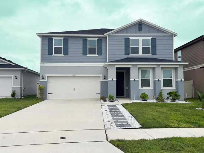 Photo - Beautiful 3 bedroom/2.5 bath in NEW Winter...
