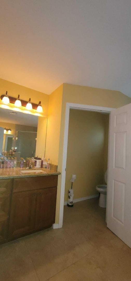 Photo - 211 NE 13th Ave