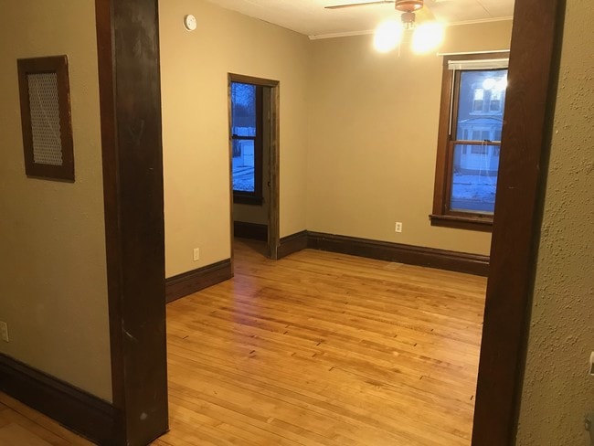 Photo - 1030 N 5th St