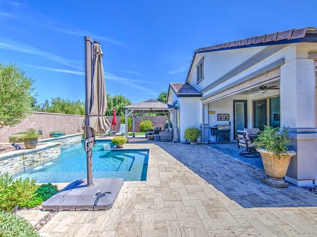 Building Photo - 20344 E Arrowhead Trail