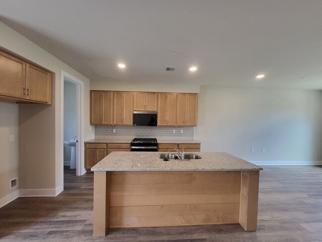 Photo - 1108 Ashworth St