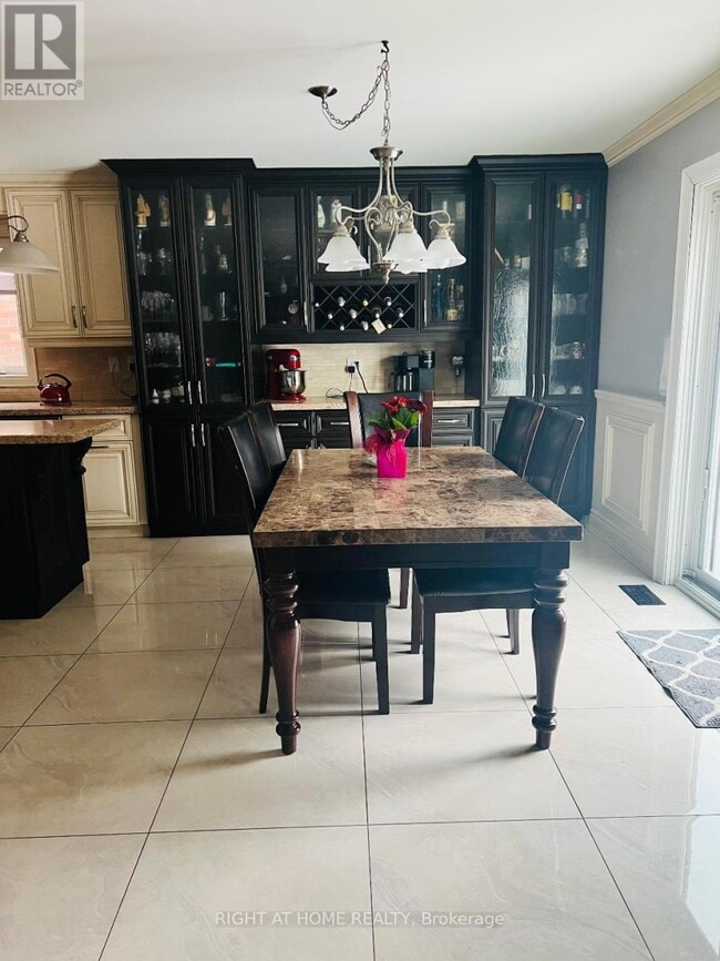 Photo - 36 Ellerby Square N