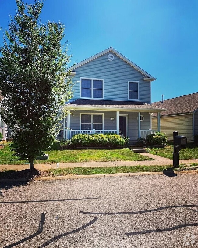 Building Photo - Beautiful Home in an Established Neighborh...