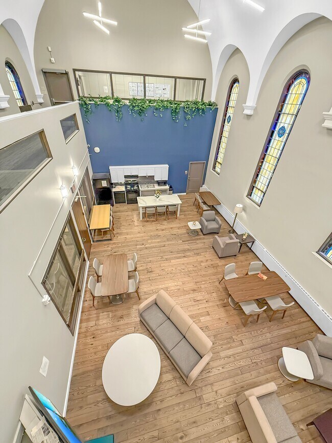 Stonehouse Square Apartments