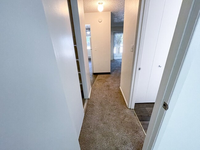 Halsey Summit Apartments