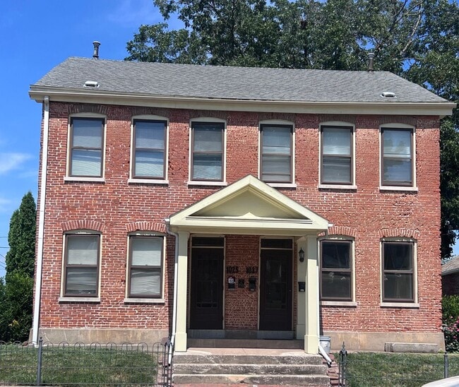 Building Photo - 1025-1027 Kentucky Unit 1025 1/2 Kentucky Rental