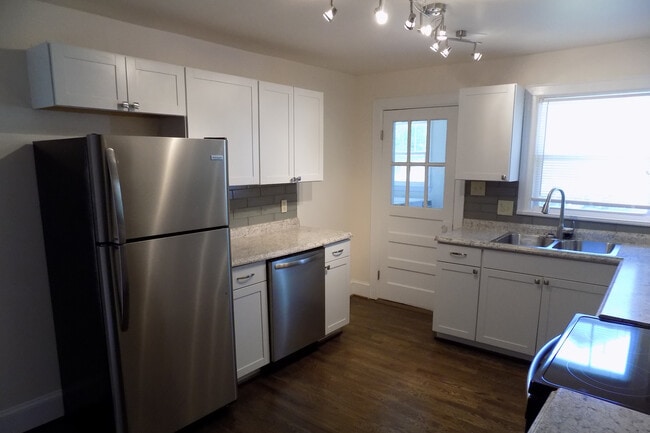 Photo - 1601 Pecan Ave