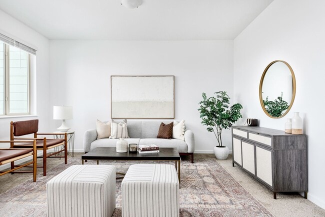 Photo - Great 3 bedroom for 2895!