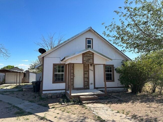 2 Bed 1 Bath Home - 2 Bed 1 Bath Home