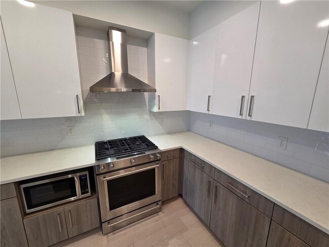 Photo - 775 Juniper St NE Unit 516