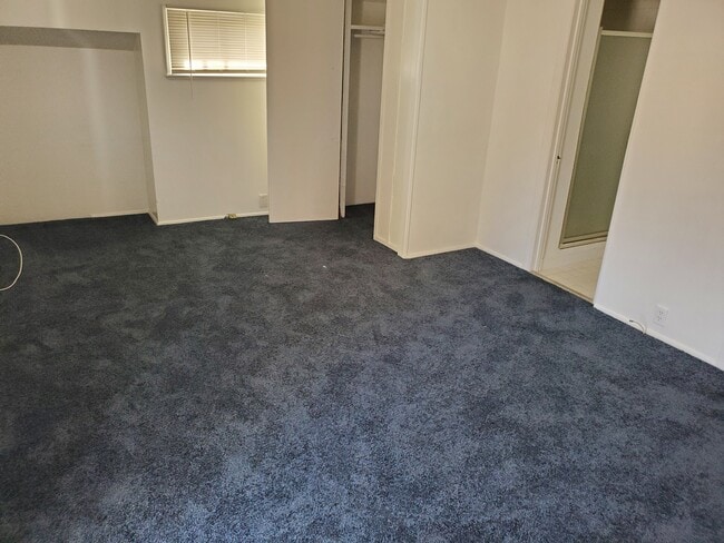 Photo - 11012 Aletta Ave Unit Roel Vandergoot