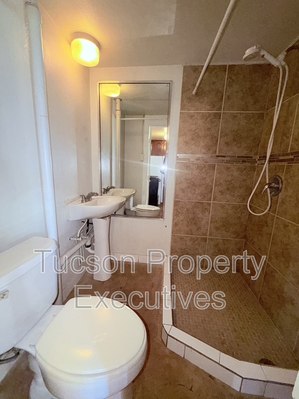 Photo - 132 E Jacinto St