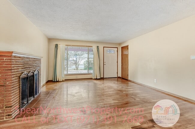 Photo - 9515 SE Stanley Ave