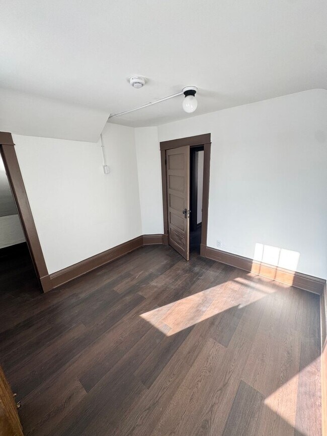 Photo - 1021 Charles Ave Unit 2