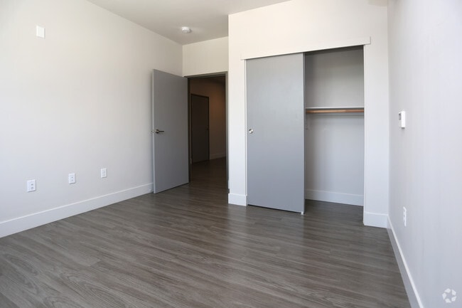 2 bd 1 ba