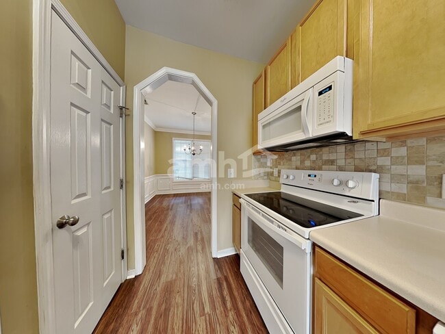 Photo - 8229 Marshall Brae Dr