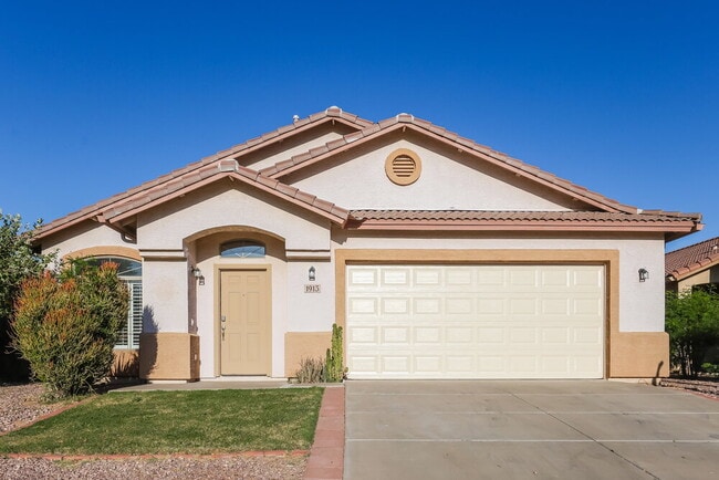 Building Photo - 1913 S 83rd Dr