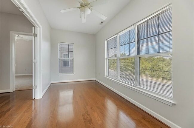 Photo - 102 Campus Walk Trl Unit APT 201