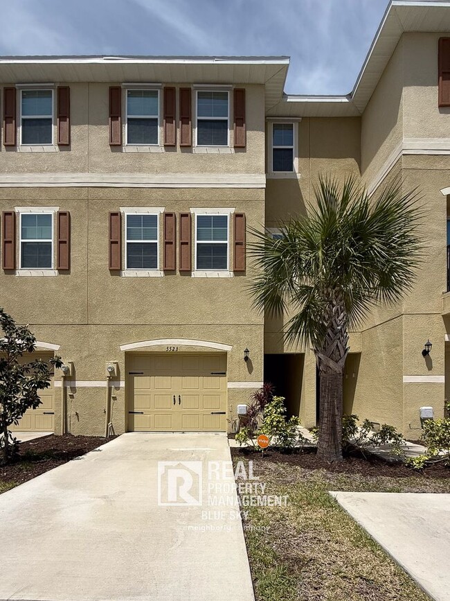 Coastal Townhome with Elevator, Sunset Vie... - Coastal Townhome with Elevator, Sunset Vie...
