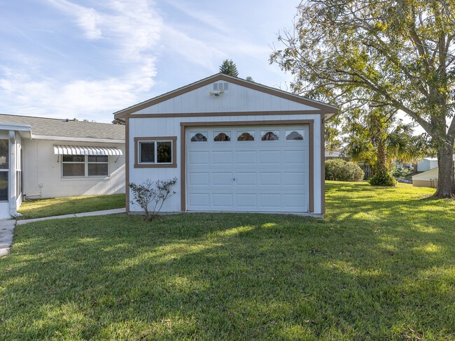 Photo - 1631 Canal Ct