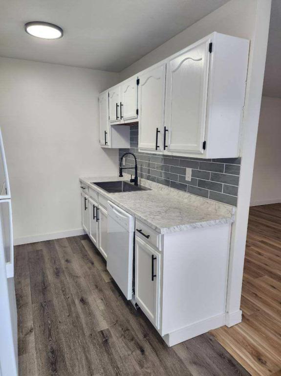 Building Photo - 91-95 Otsego St-Apt E Unit Apt E