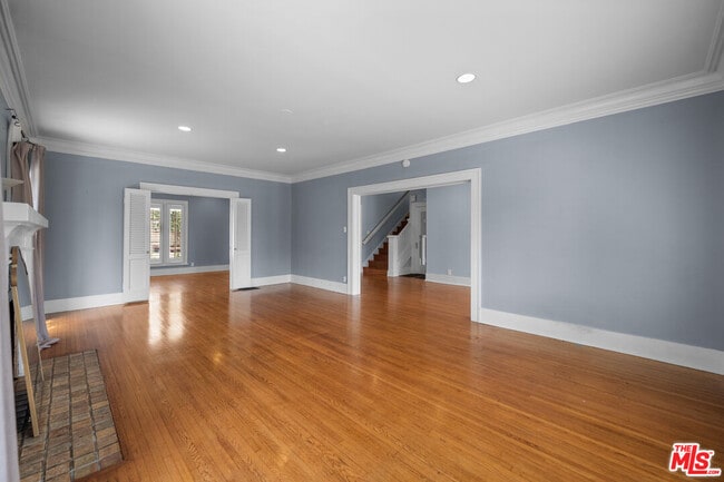 Photo - 1231 S St Andrews Pl
