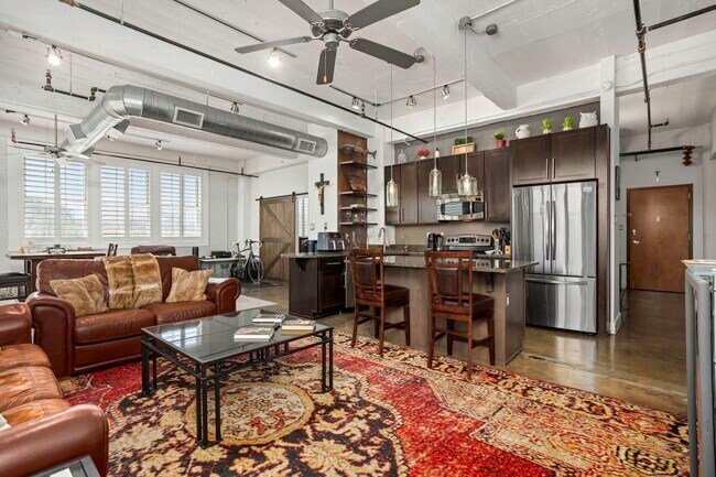 Photo - 831 S Flores St Unit 2201