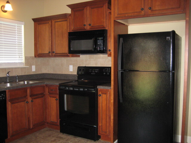 Photo - 3013 Community Cir