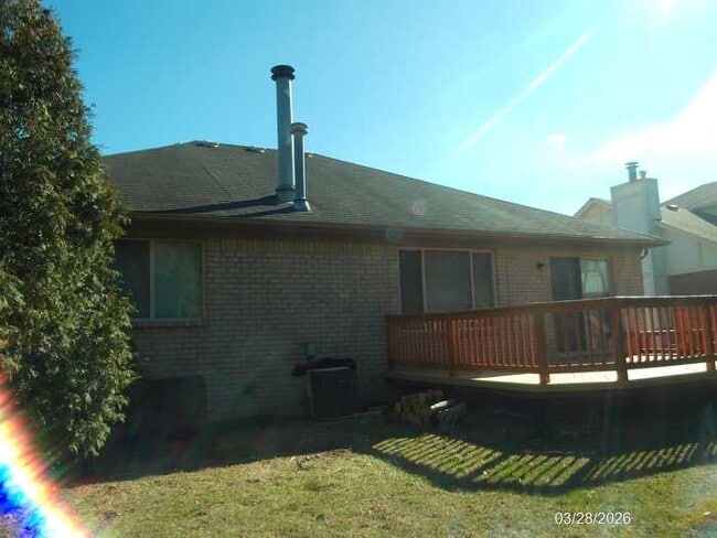 Photo - 2081 Newburgh Dr