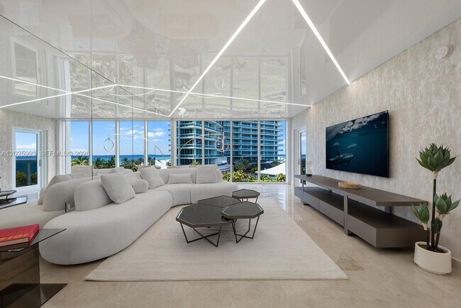 10275 Collins Ave Unit 507