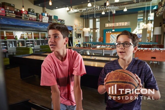 Photo - 4759 S Nageli